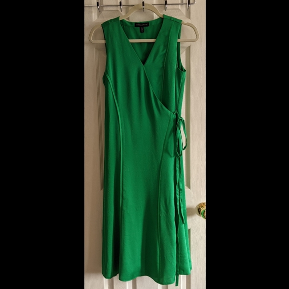 LIKE NEW Banana Republic Emerald Green Crepe Satin Wrap Dress Petite XS - Picture 3 of 9